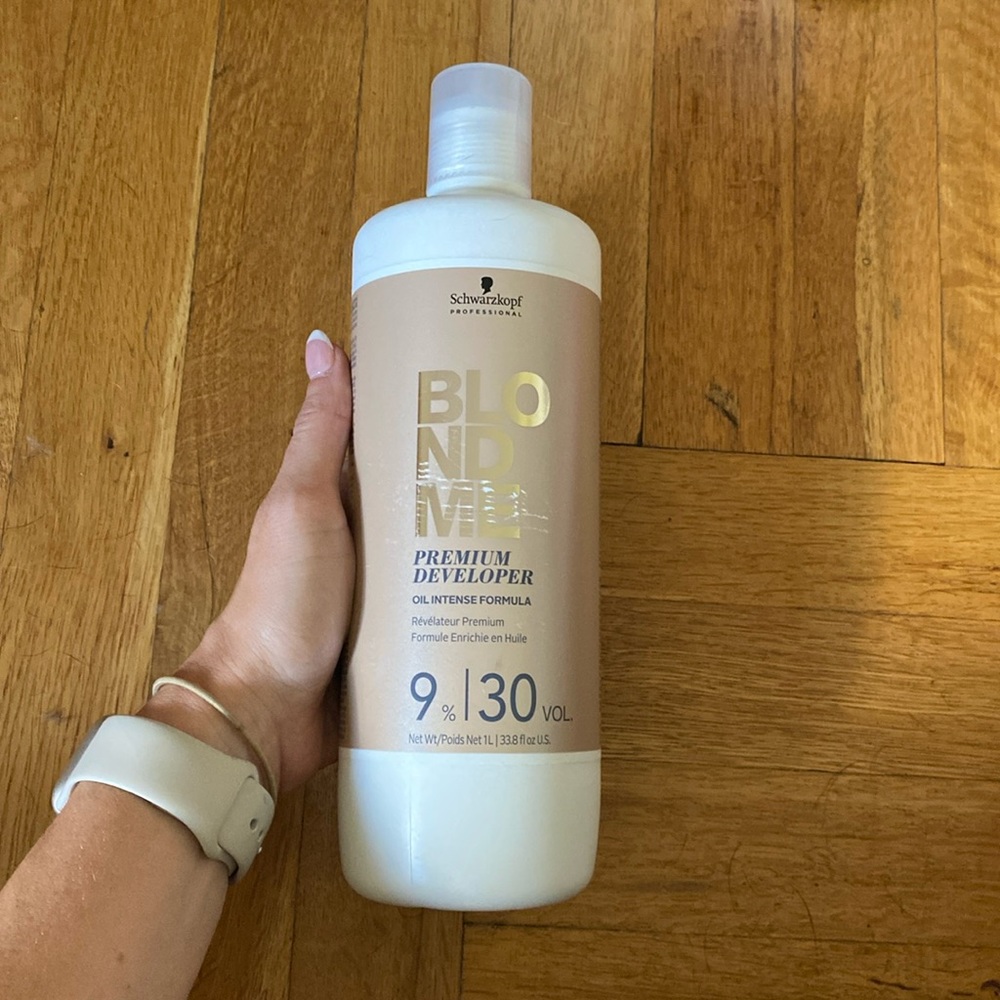 Blonde Me Premium Developer